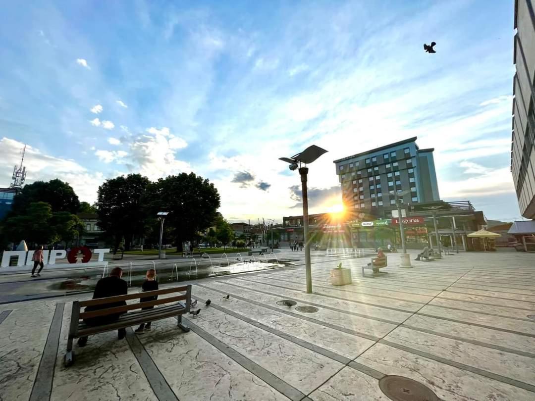 Apartman Kutak Pirot Exteriör bild